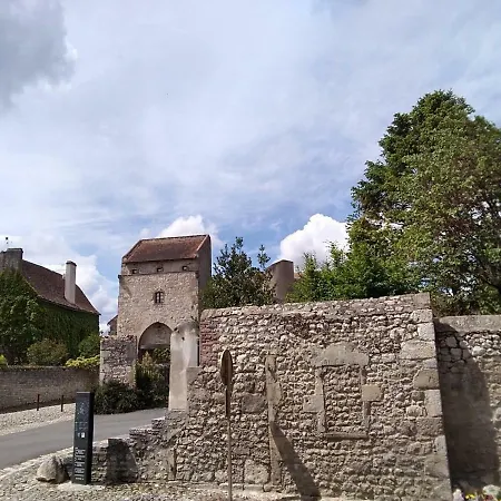 No.15 Dhote Charroux-d'Allier